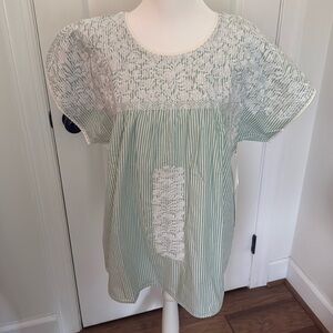 Lined JMarie top with embroidery.